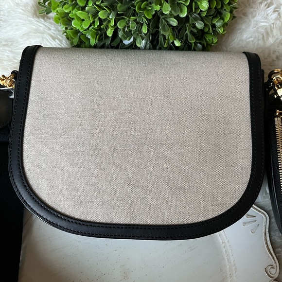 MCM Mode Travia collection canvas and leather crossbody messenger bag new COA - Picture 5 of 12